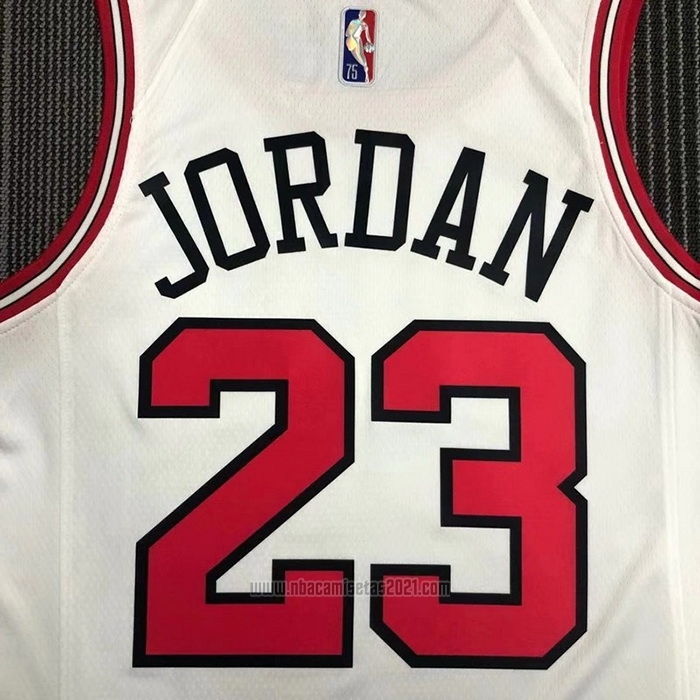 Camiseta Chicago Bulls Michael Jordan #23 Association 2021 Blanco